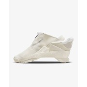 Nike Go FlyEase Easy On/Off Shoes DR5540-105